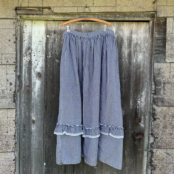 Vintage 70s 80s Ruffles and Gingham Square Dance Costume Frontier Skirt and Top - Picture 3 of 10